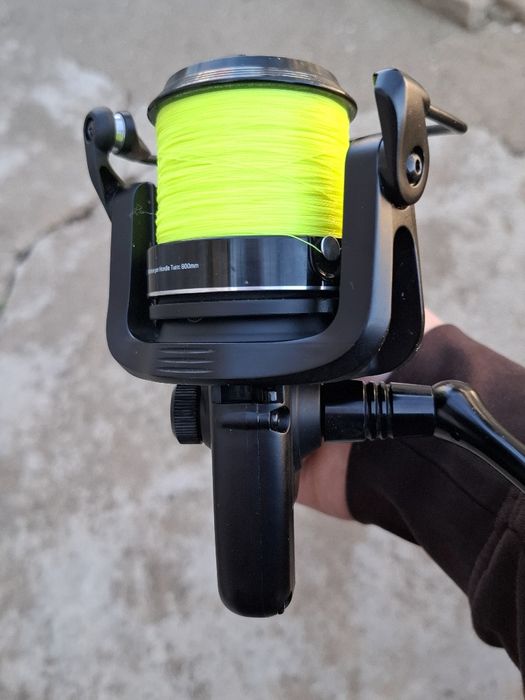 2 макари Fox FX9. Перфектни