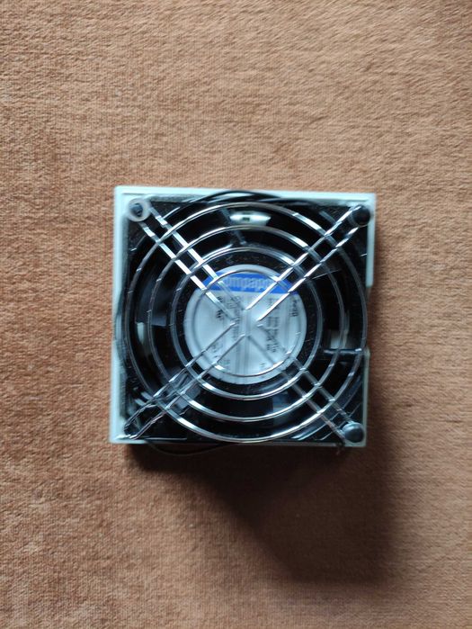 Ventilator cu filtru de aer Rittal SK 3321 107