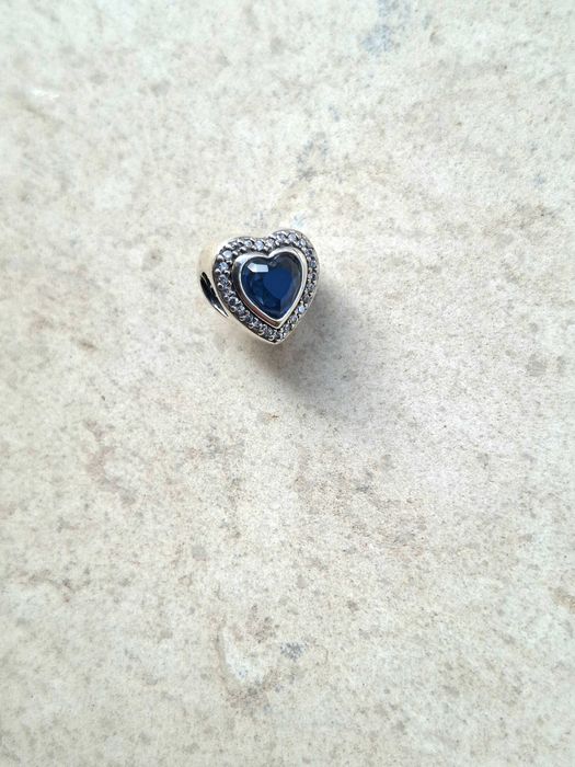 Сребърни талисмани за гривна Pandora