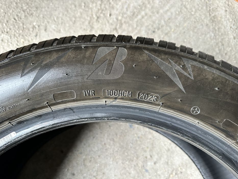 255/50 R19 Bridgestone Blizzak LM005 Dot 22-23