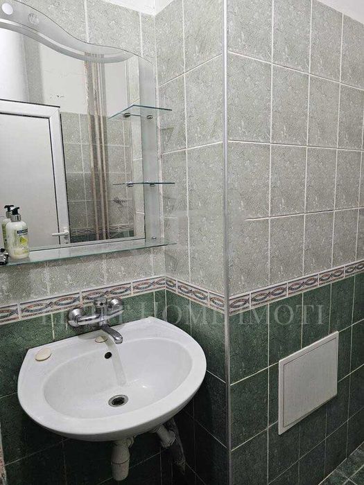 Продава се Тристаен апартамент в Пловдив, Център - 72 кв.м за 2081 €/кв.м - Снимка #8