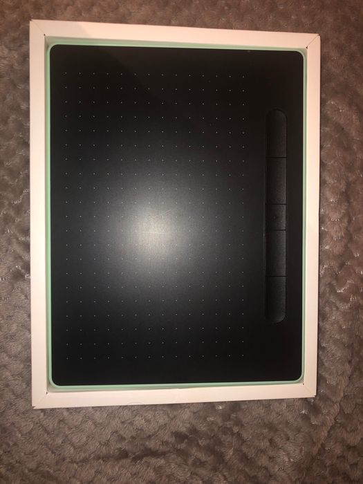 Vand tableta wacom intuos medium bluetooth