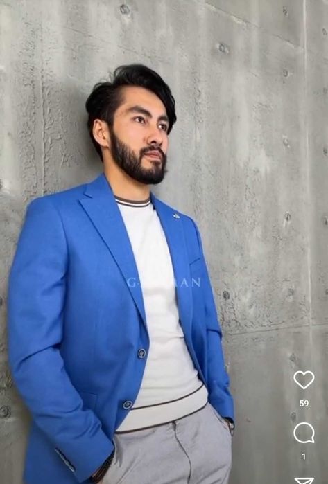 Пиджак мужской, итальянского кроя, новый с этикетками, не ношенный.