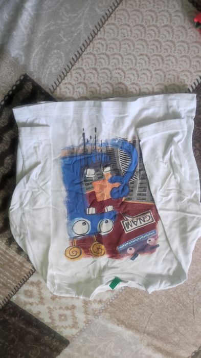 Блузки и суичъри