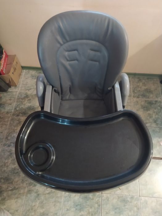 Детский столик для кормления