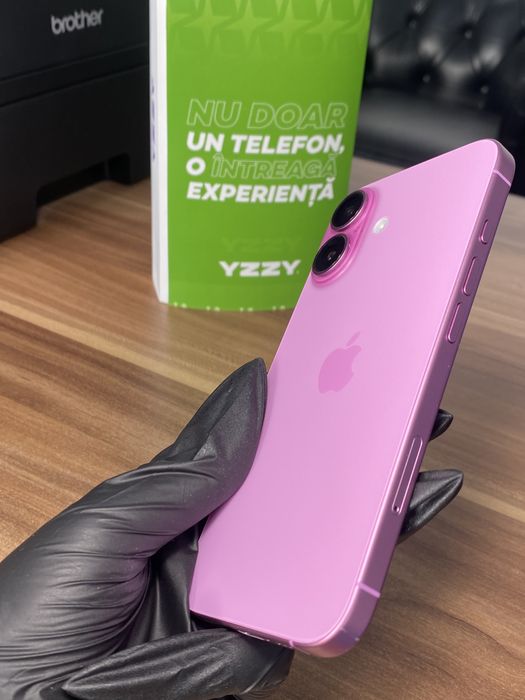 iPhone 16 • 256 GB • Pink