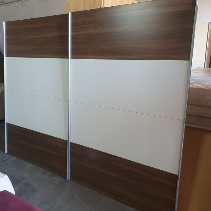 Dressing cu uși glisante