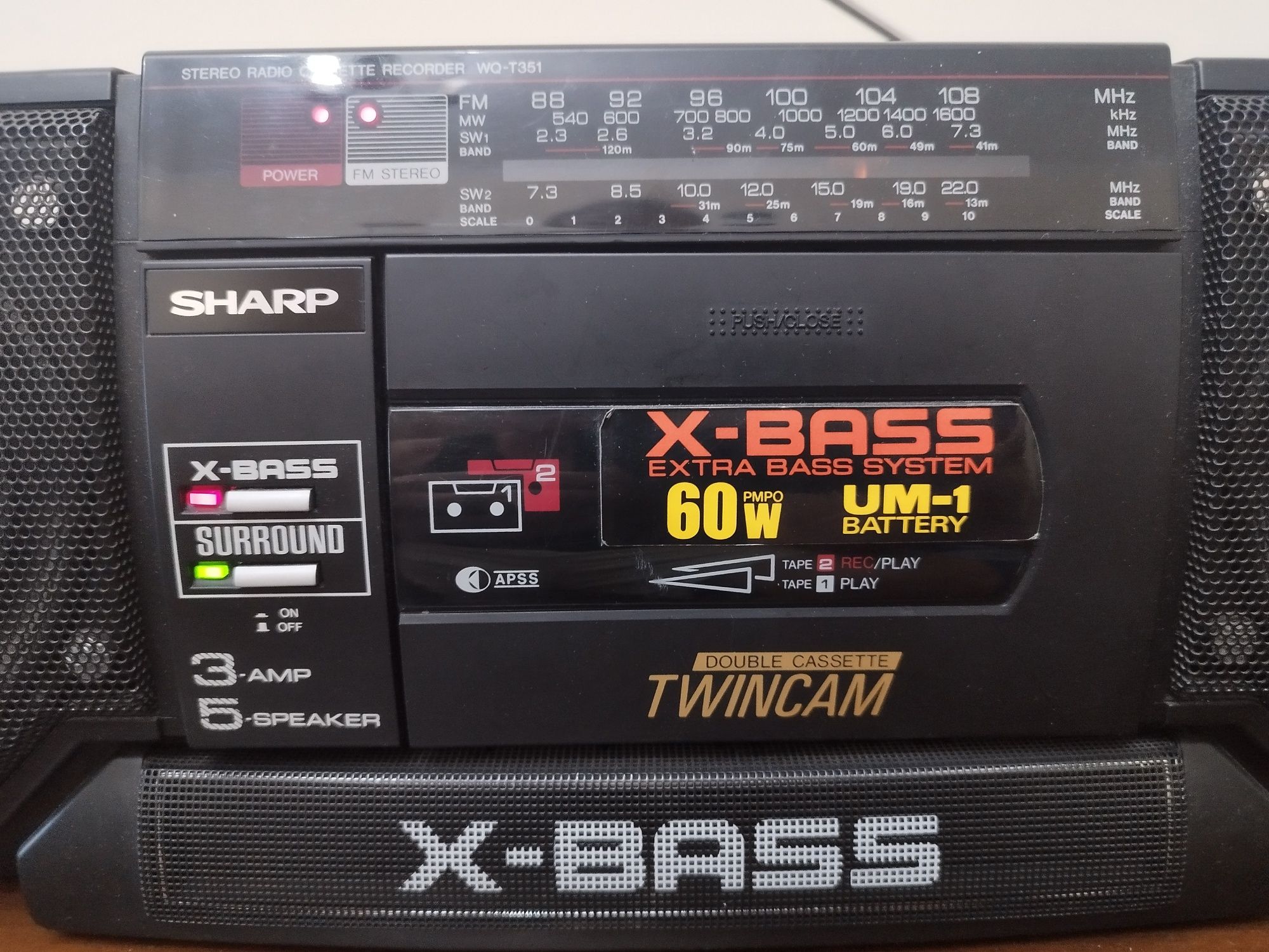 Винтажная магнитолла Sharp WQ T351 WQ T351