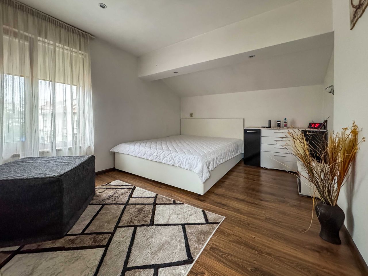 Продава се Къща в Самоков - 183 кв.м за 1367 €/кв.м - Снимка #12