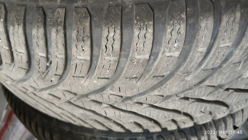 Джанти с гуми зимни 16" 5х120 7J ET47  оригинални BMW style 136