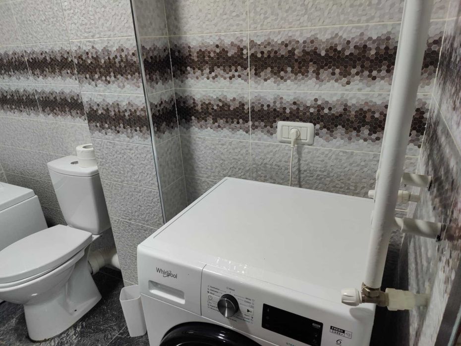 Apartament de închiriat cu 3 camere cu PARCARE -LIBER IMEDIAT- BLC NOU