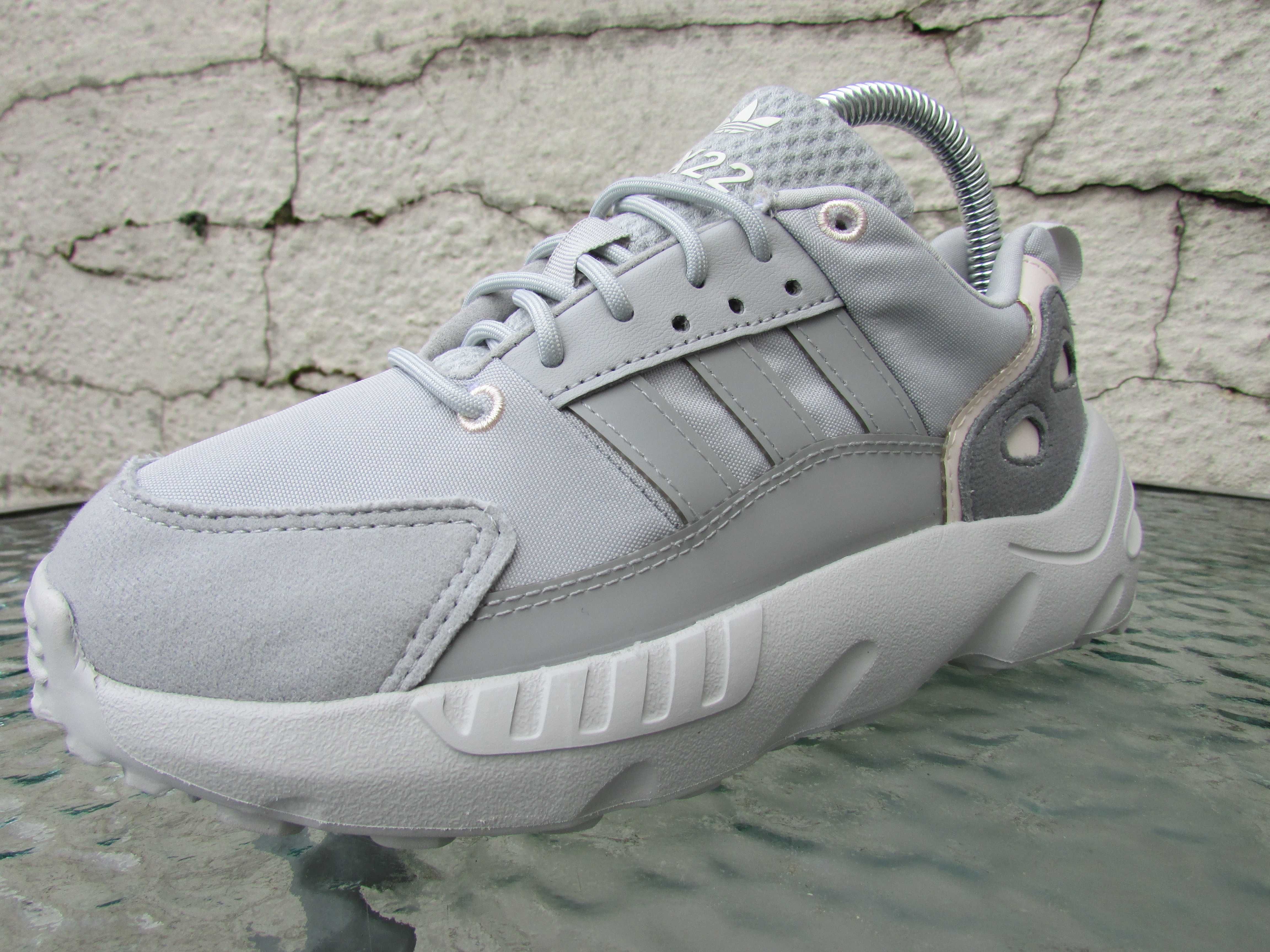 Детски маратонки Adidas ZX 22