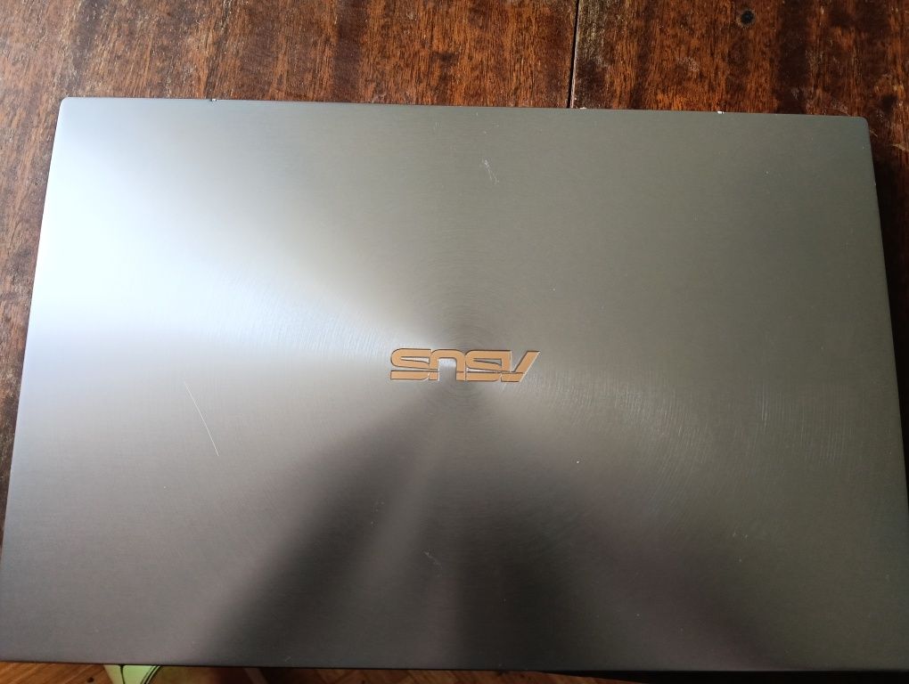 Asus Zenbook 14 запазен