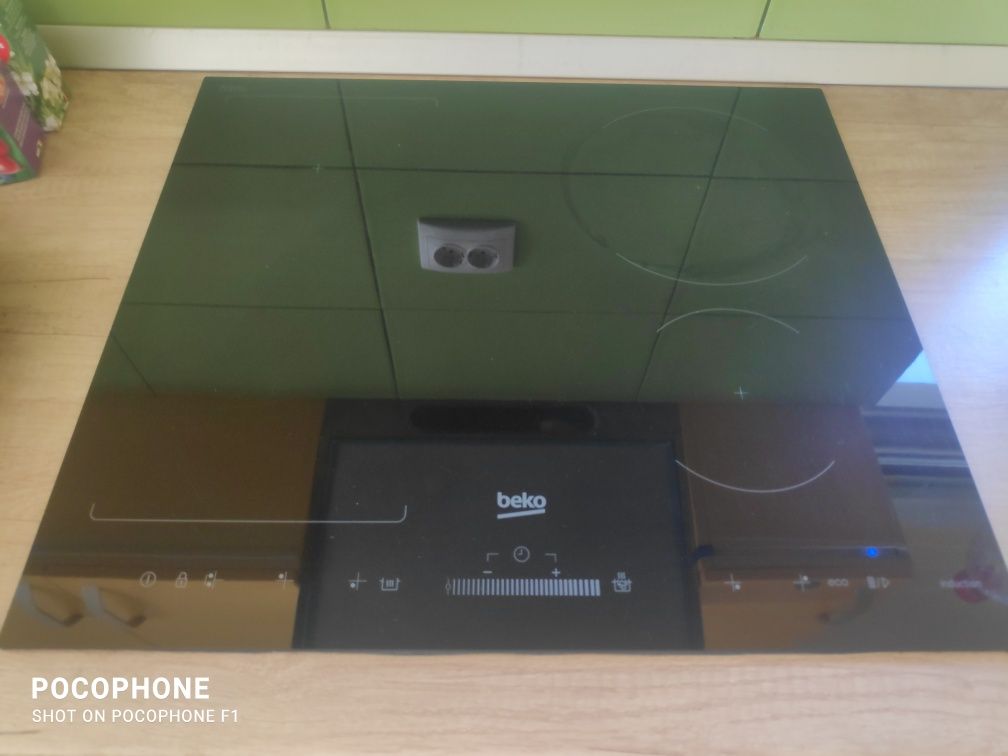 Plită cu inducție Beko – 4 zone, touch control