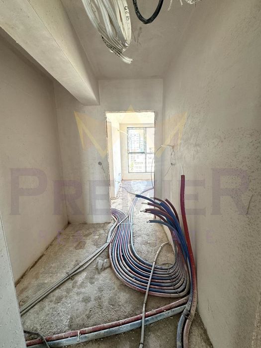 Продава се Тристаен апартамент в София, Полигона - 103 кв.м за 1738 €/кв.м - Снимка #10