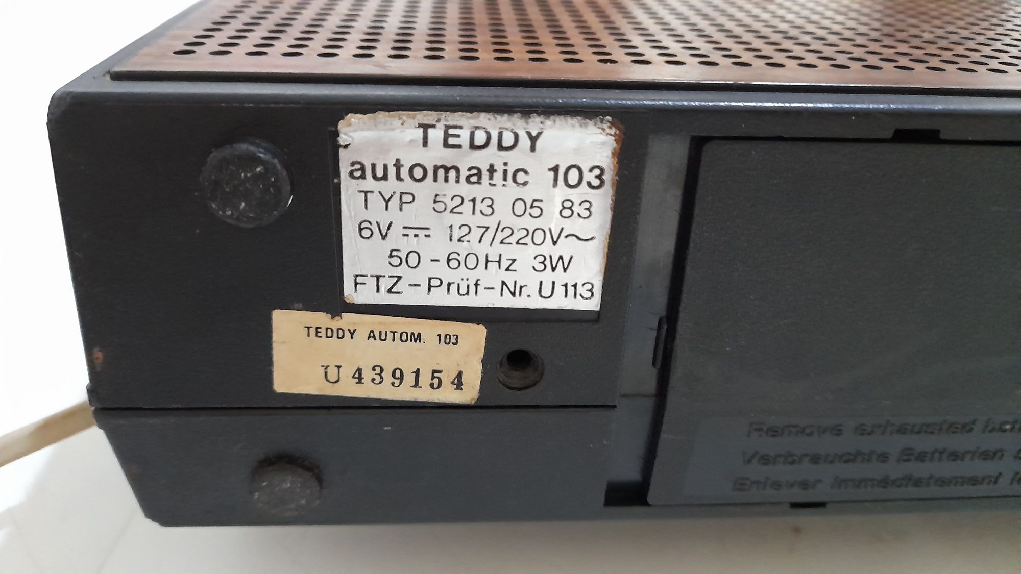 radio ITT Teddy 103