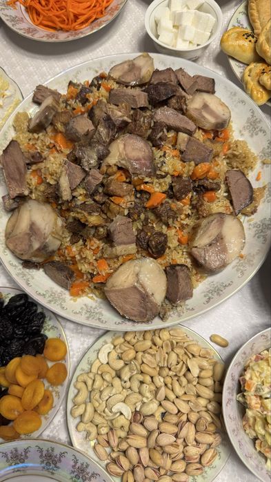 Выездной Повар: для гостей сочный и вкусный: Сырне, Куырдак, Плов.