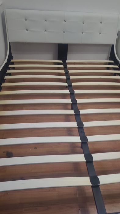 Pat cu somiera 140×200 fara saltea