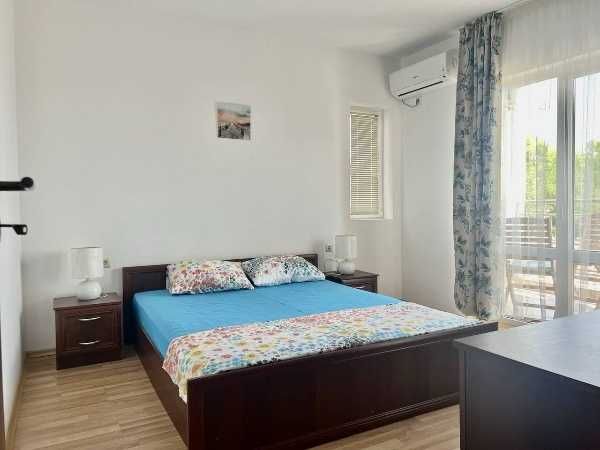 Продава се Двустаен апартамент в Бургас, Крайморие - 60 кв.м за 1784 €/кв.м - Снимка #1