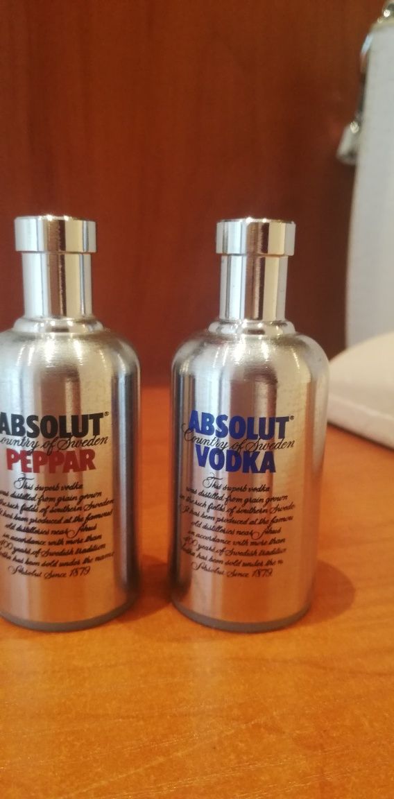 Метални солници Absolut