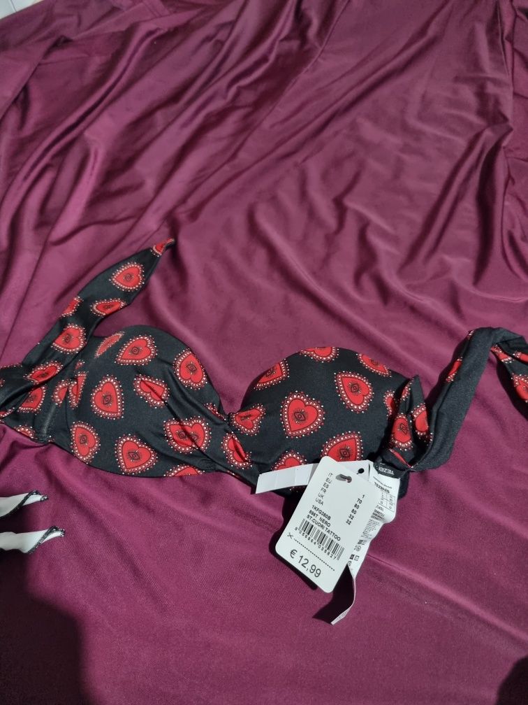 Lot costume de baie