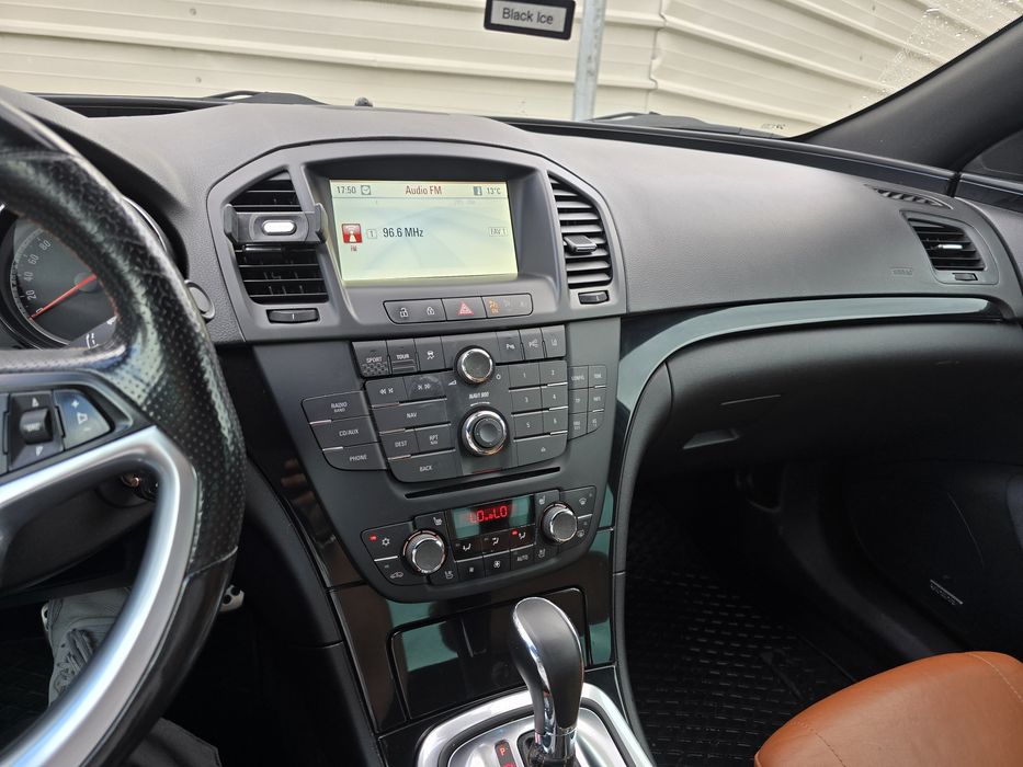 Opel insignia limousine 4x4 opc line