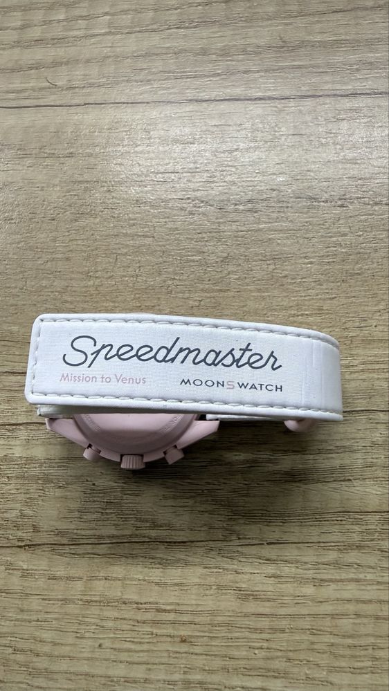 Moon Swatch Mision to Venus