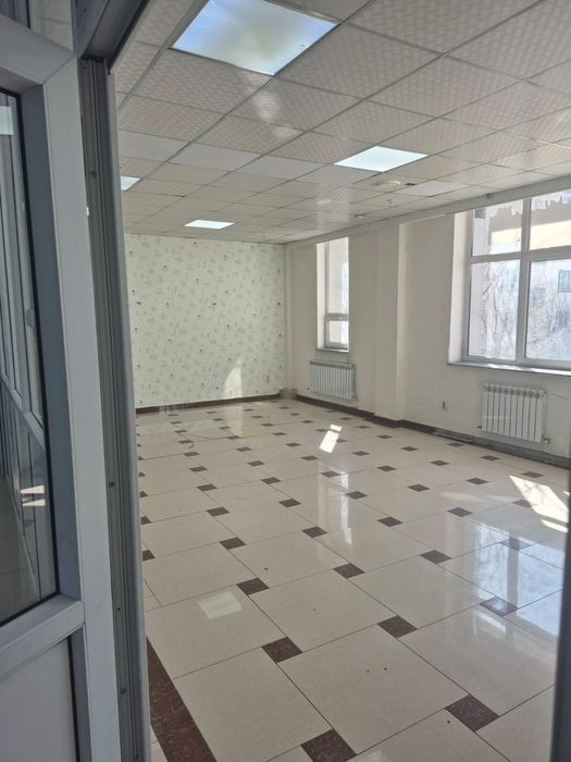 Сдам бутики и места в торговом доме
