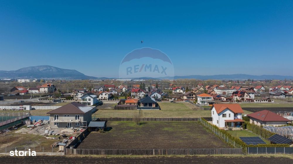 Teren în zonă mixtă, destinat construcțiilor civile și halelor indust.