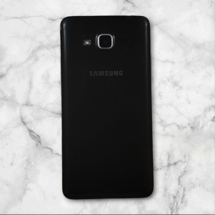 Telefon sotiladi, Galaxy j5. Optom, yaxshi ishlaydi.