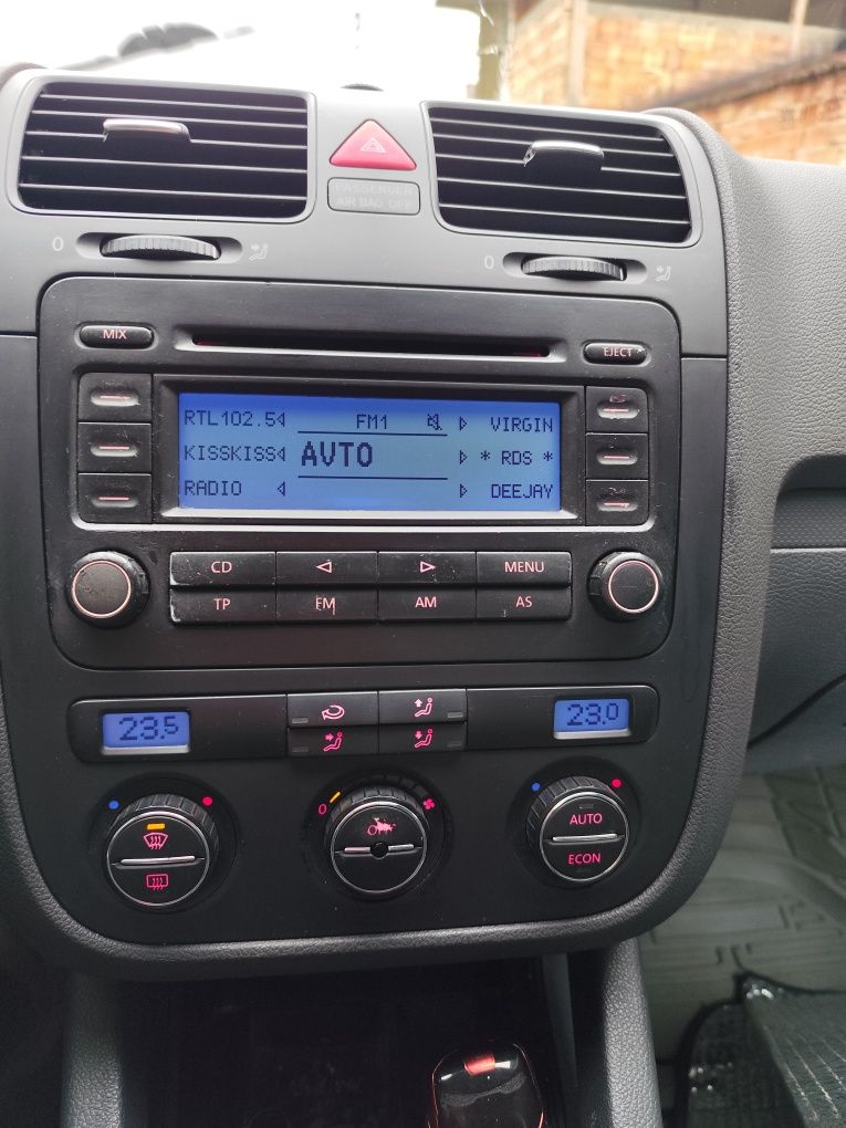 Мултимедия сд-радио RCD 300 VW GOLF 5