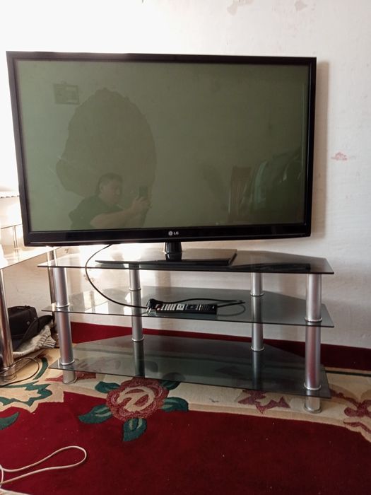 Телевизор 138 диогонал