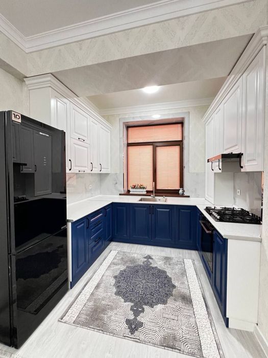 Продается квартира на Чиланзарском районе 3/7/9 100 м2