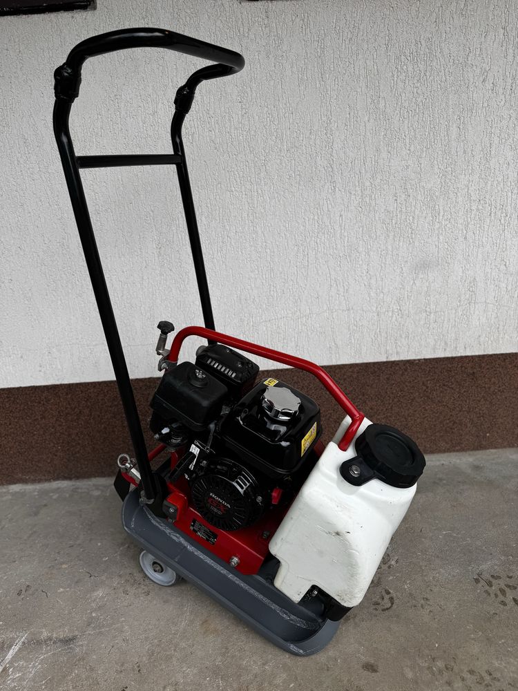 Placa compactoare Mikasa MVC-F60H, Honda GX120, 80kg!