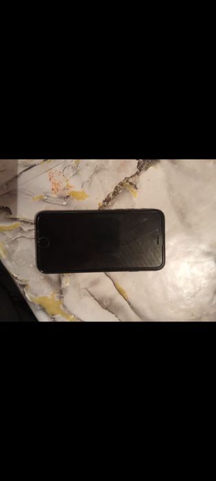 Айфон 7 продам идеал  каропка нет