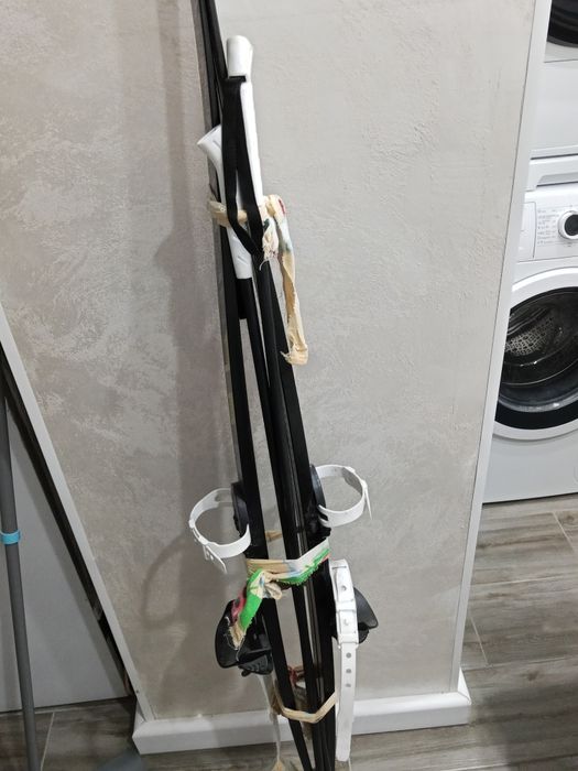 Продам лыжи детские