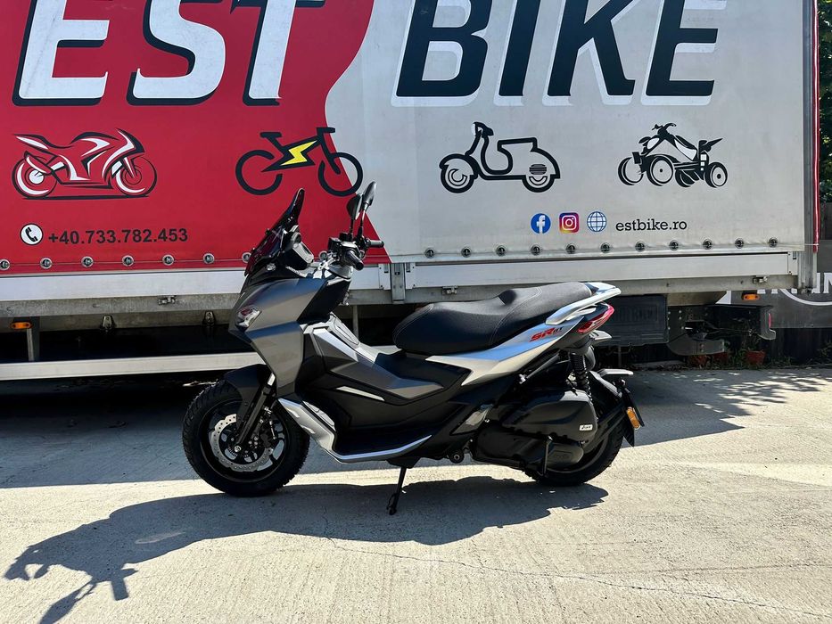 Aprilia SR GT 125 -se conduce cu B--stoc EST BIKE Campina