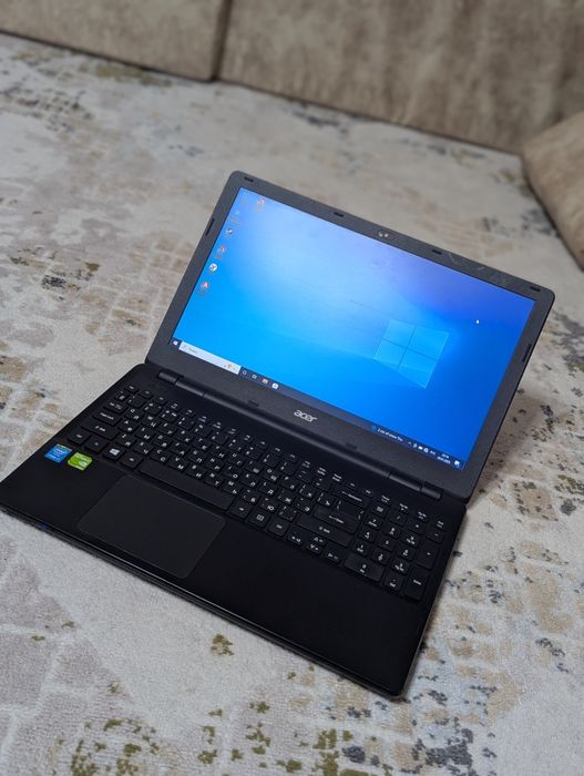 Ноутбук Acer офисный в отличном состоянии