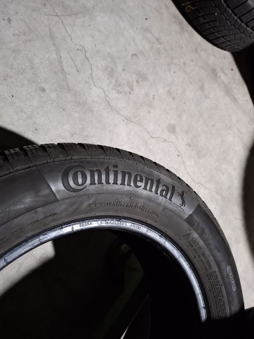 2 Anvelopele de iarnă 235 55 r18 Continental