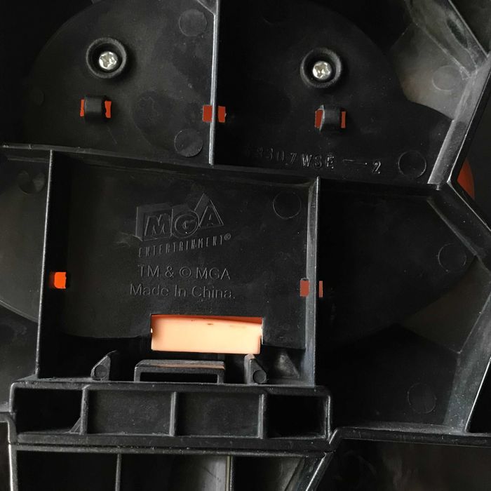 голова bratz Джейд для причёсок