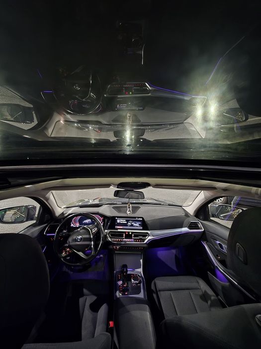 BMW Seria 3 BMW 318D G21