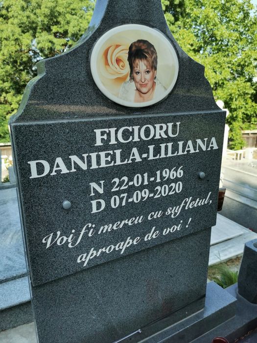 servicii de inscriptionari monumente  placi - marmura granit