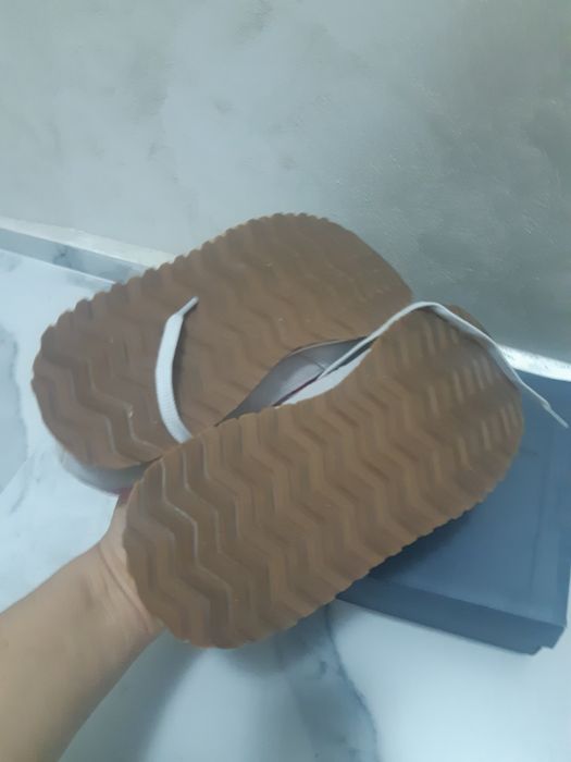 Adidasi noi NB nr 37