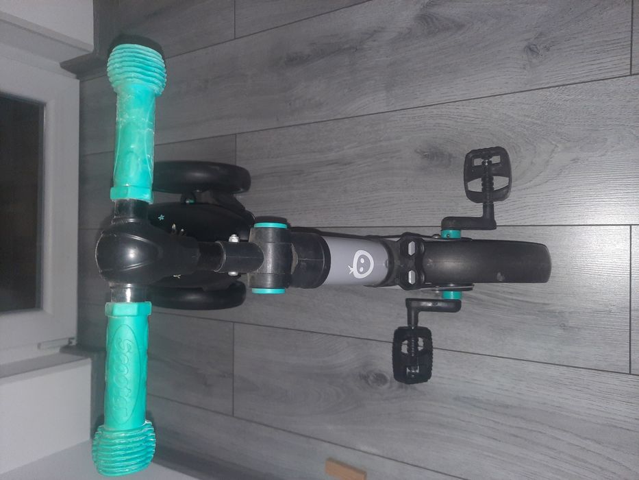 Vând bicicleta copii2-5 Ani