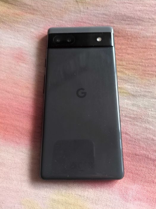 Google pixel 6a 5G с калъф и защитно стъкло