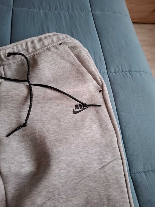 Долнище Nike Fleece Tech