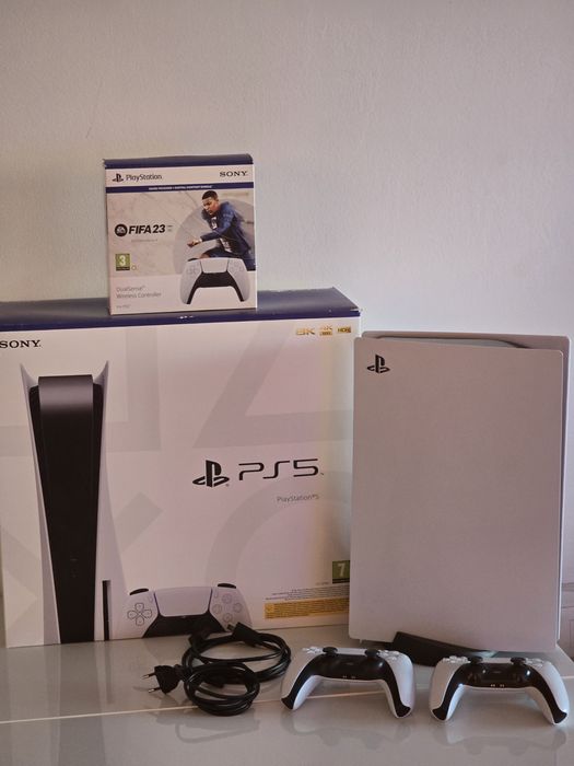 Конзола PS5+ 2 бр. Контролер Wireless DualSense