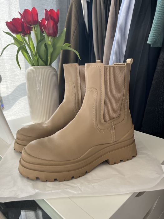 Дамски боти Stradivarius размер 40