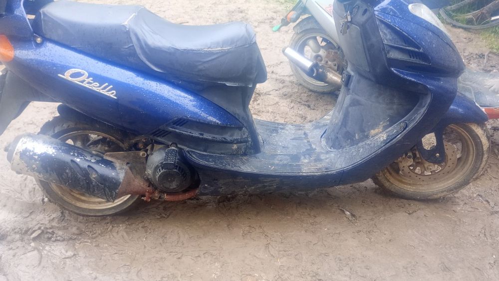 Vind două scutere un kimko și unul daelim ottelo