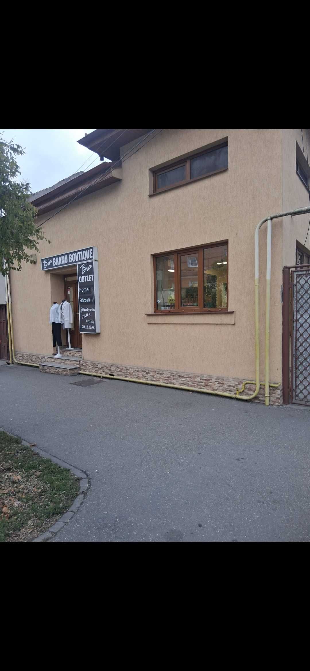 Spatiu comercial de vanzare.Fostul atelier foto Stanoiu